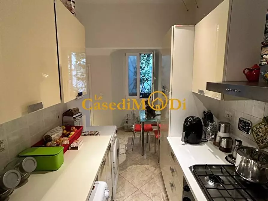 Immagine 9 di Appartamento in vendita  a Livorno