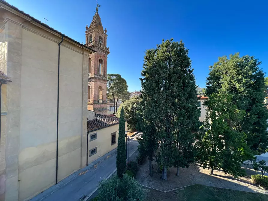 Immagine 7 di Villa in vendita  a Castelfiorentino