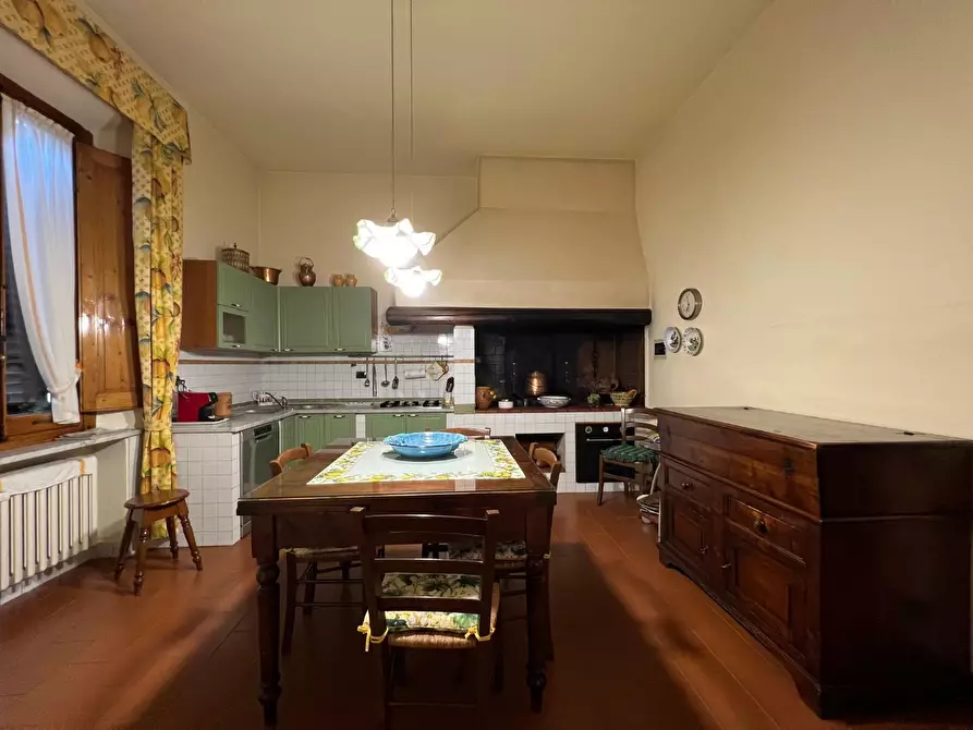 Immagine 12 di Villa in vendita  a Castelfiorentino