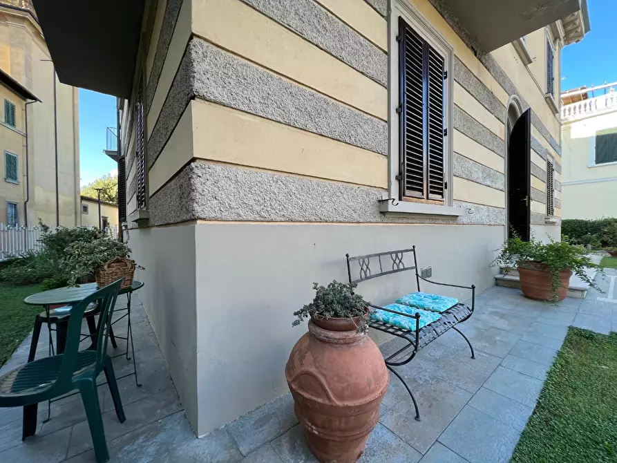 Immagine 4 di Villa in vendita  a Castelfiorentino