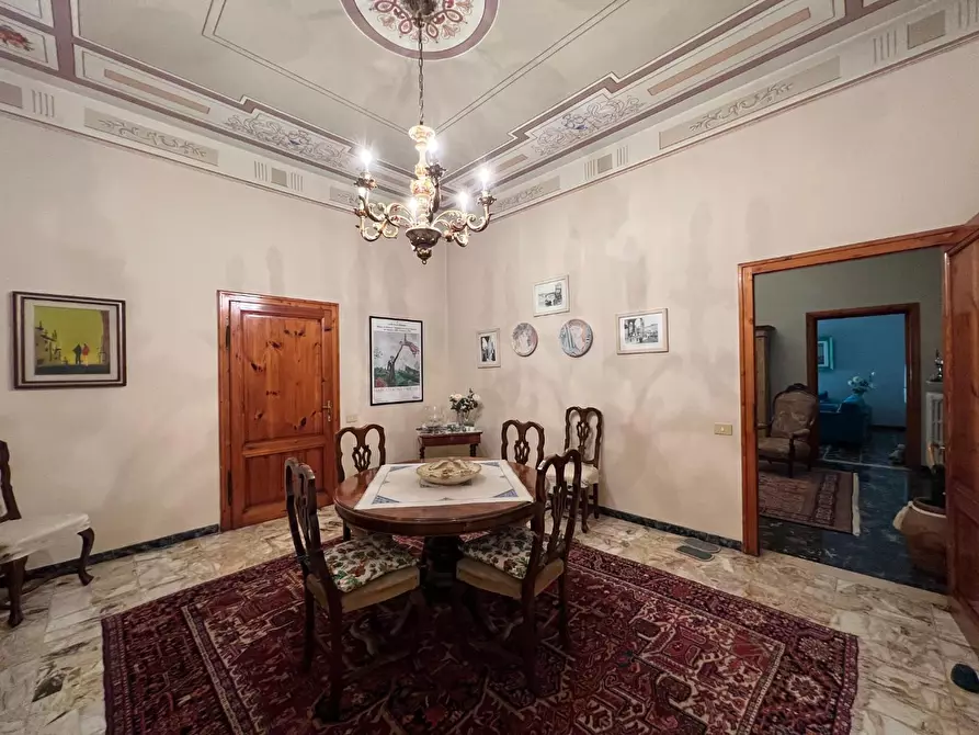 Immagine 26 di Villa in vendita  a Castelfiorentino