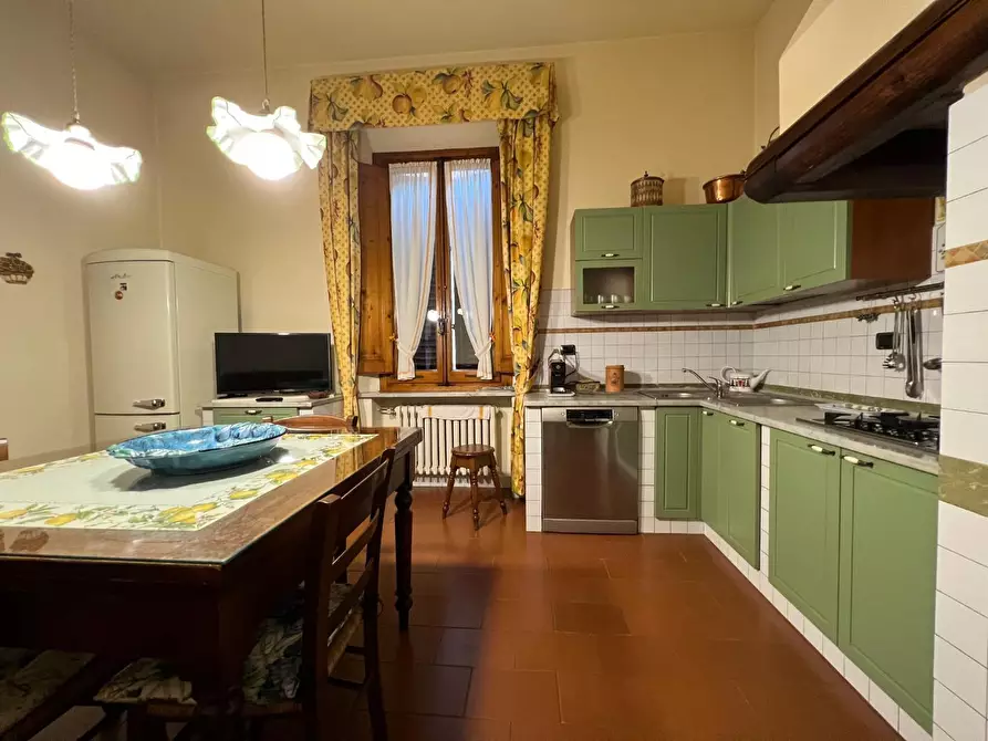 Immagine 11 di Villa in vendita  a Castelfiorentino