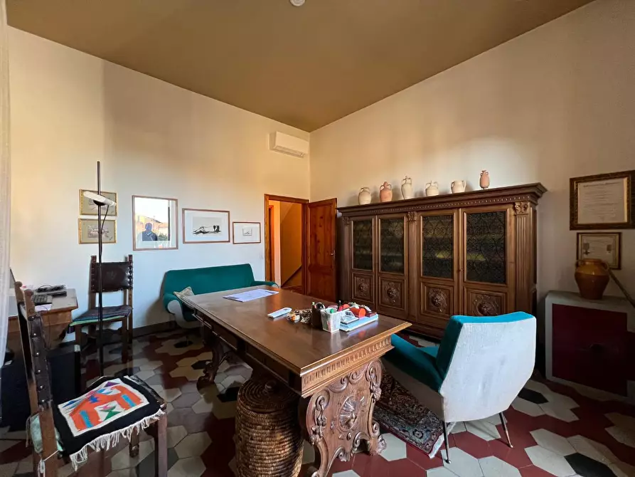 Immagine 34 di Villa in vendita  a Castelfiorentino