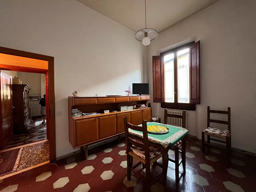 Immagine 31 di Villa in vendita  a Castelfiorentino