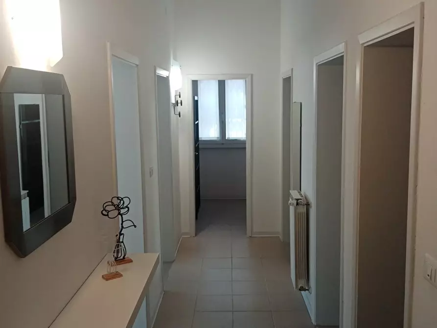 Immagine 5 di Appartamento in affitto  a Scandicci