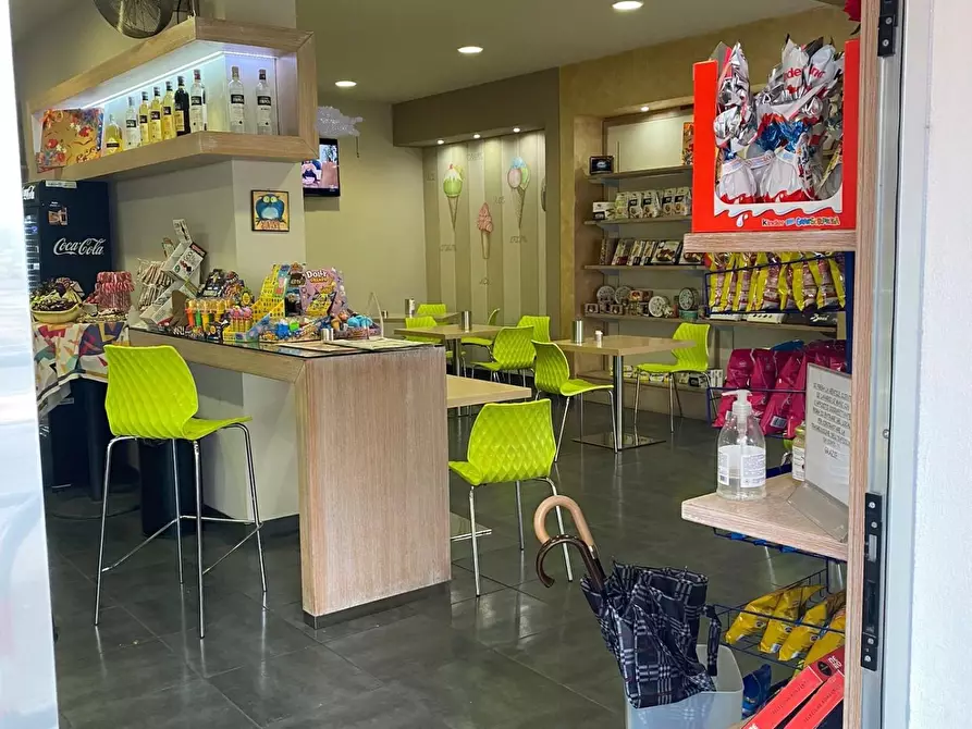 Immagine 5 di Bar / Ristorante in vendita  a Pontedera