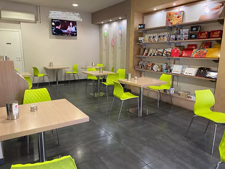 Immagine 4 di Bar / Ristorante in vendita  a Pontedera