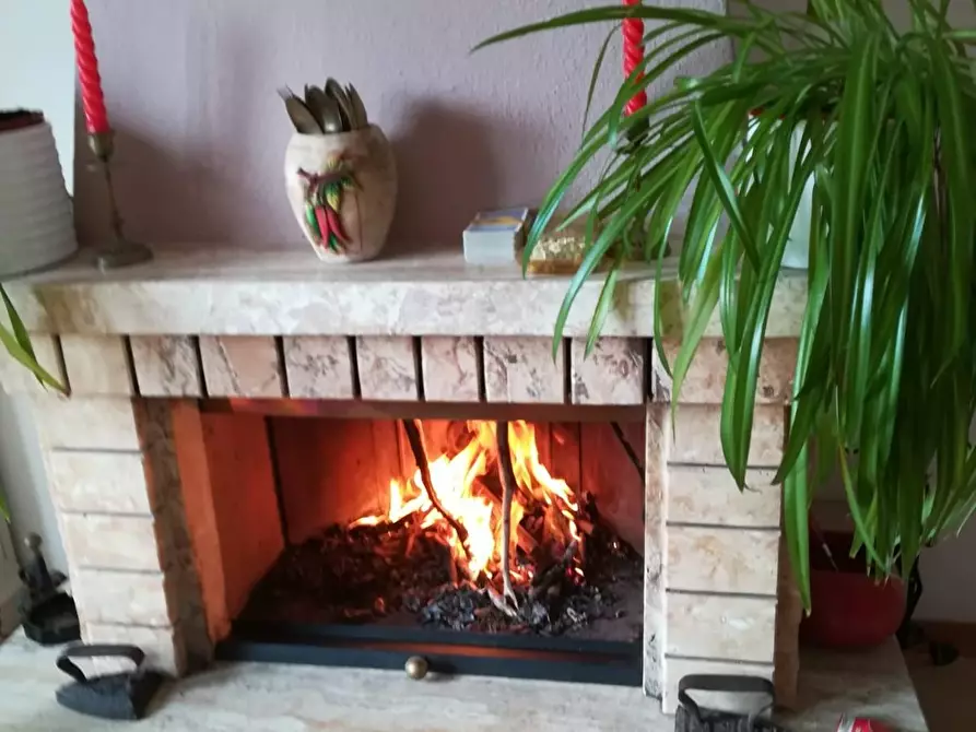 Immagine 6 di Appartamento in vendita  a Pomarance