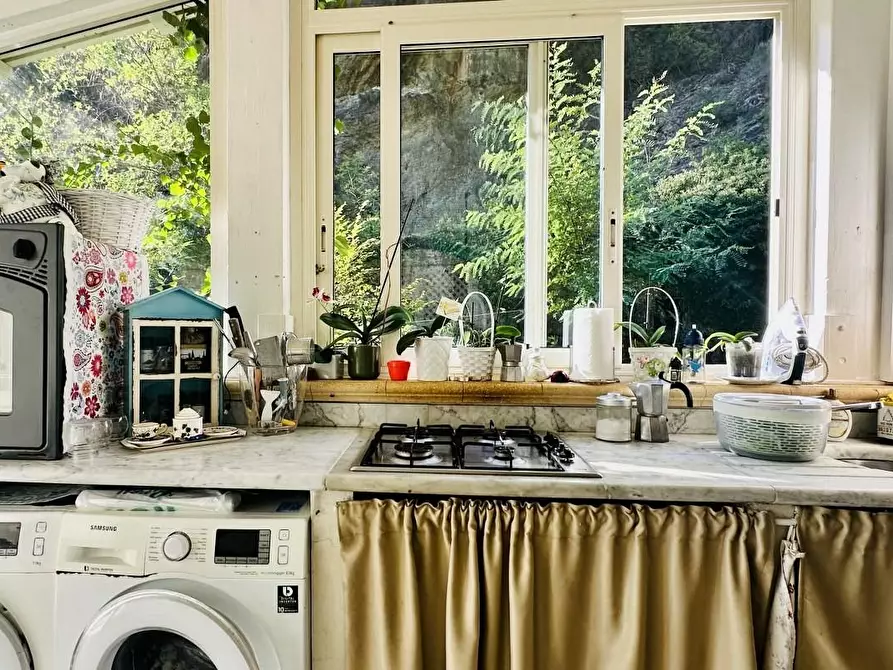 Immagine 28 di Casa indipendente in vendita  a Pietrasanta