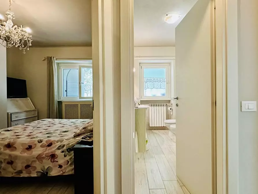 Immagine 10 di Casa indipendente in vendita  a Pietrasanta