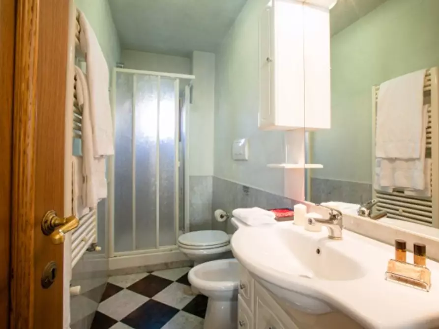 Immagine 11 di Albergo/B&B/Residence in vendita  a Firenze