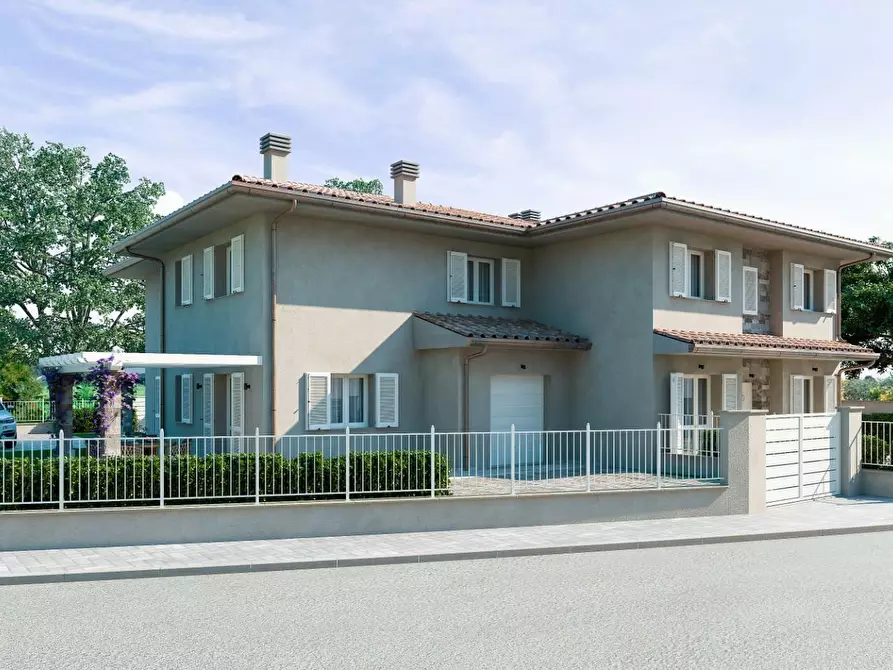 Immagine 5 di Casa trifamiliare in vendita  a Pontedera