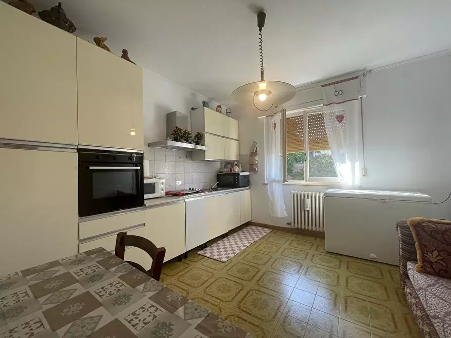 Immagine 12 di Appartamento in vendita  a Ponsacco