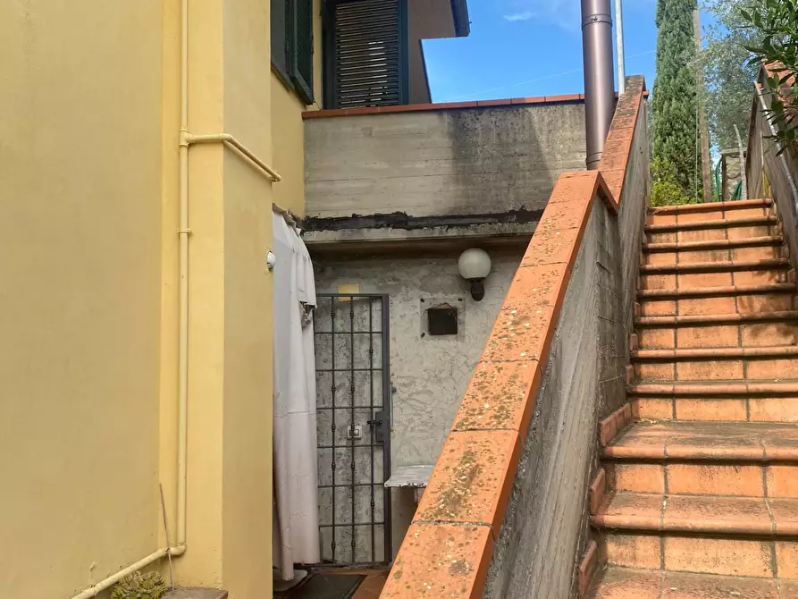 Immagine 34 di Casa indipendente in vendita  a Lamporecchio