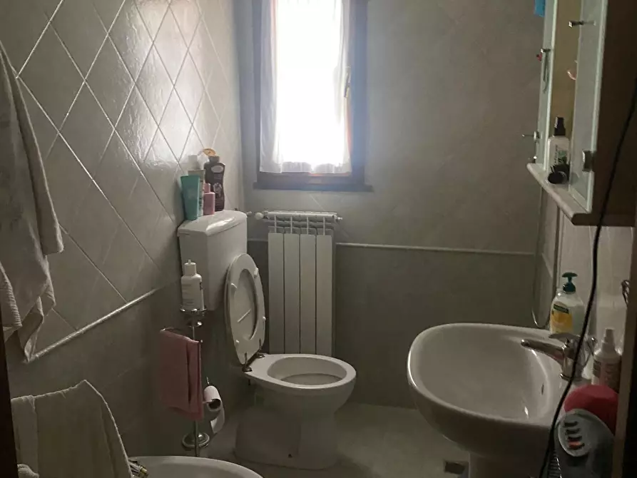 Immagine 33 di Casa indipendente in vendita  a Lamporecchio