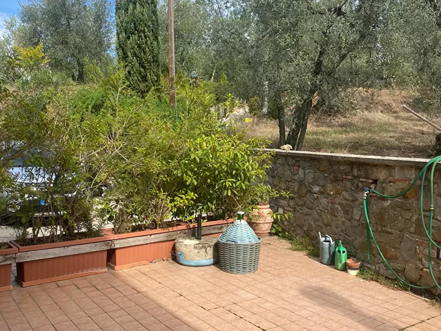 Immagine 1 di Casa indipendente in vendita  a Lamporecchio