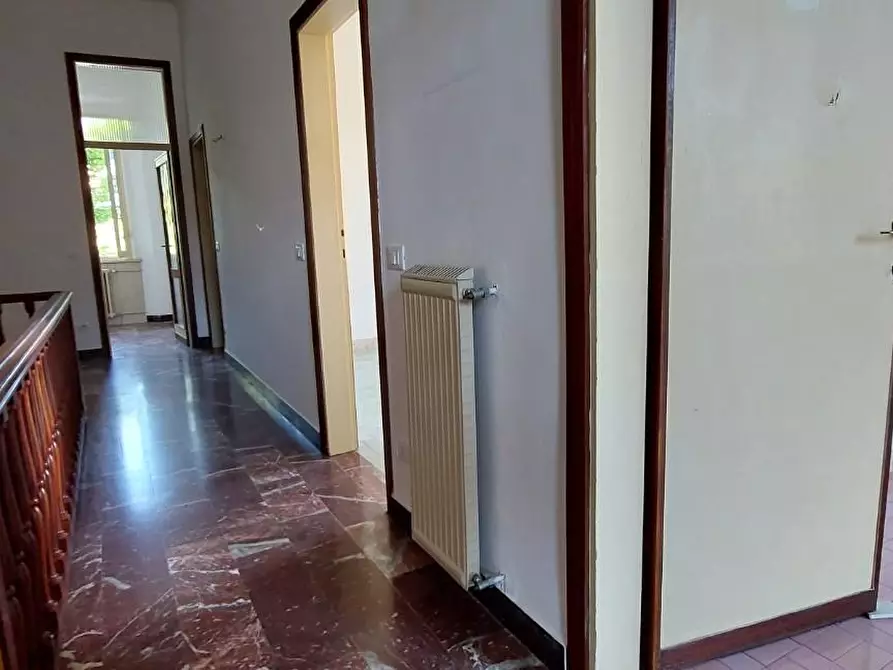 Immagine 24 di Casa bifamiliare in vendita  a Carrara
