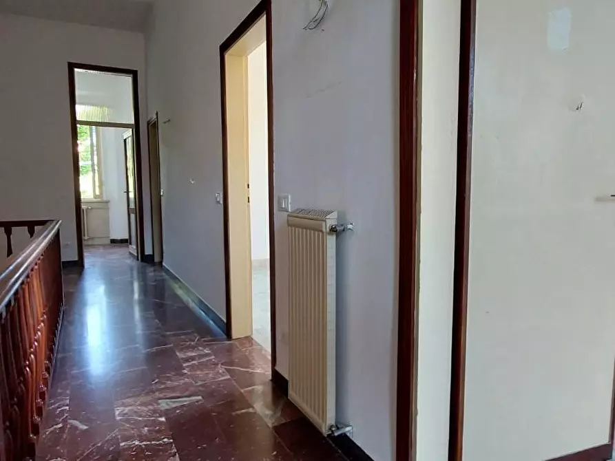 Immagine 23 di Casa bifamiliare in vendita  a Carrara