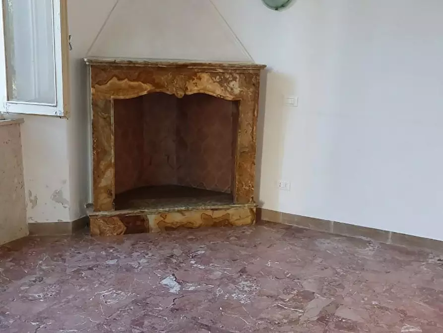 Immagine 16 di Casa bifamiliare in vendita  a Carrara