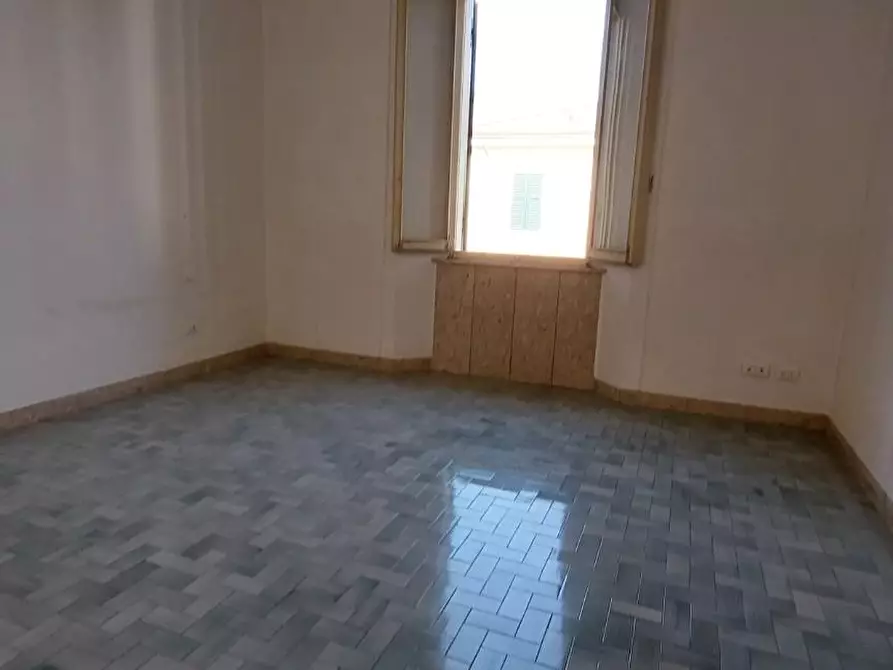 Immagine 26 di Casa bifamiliare in vendita  a Carrara