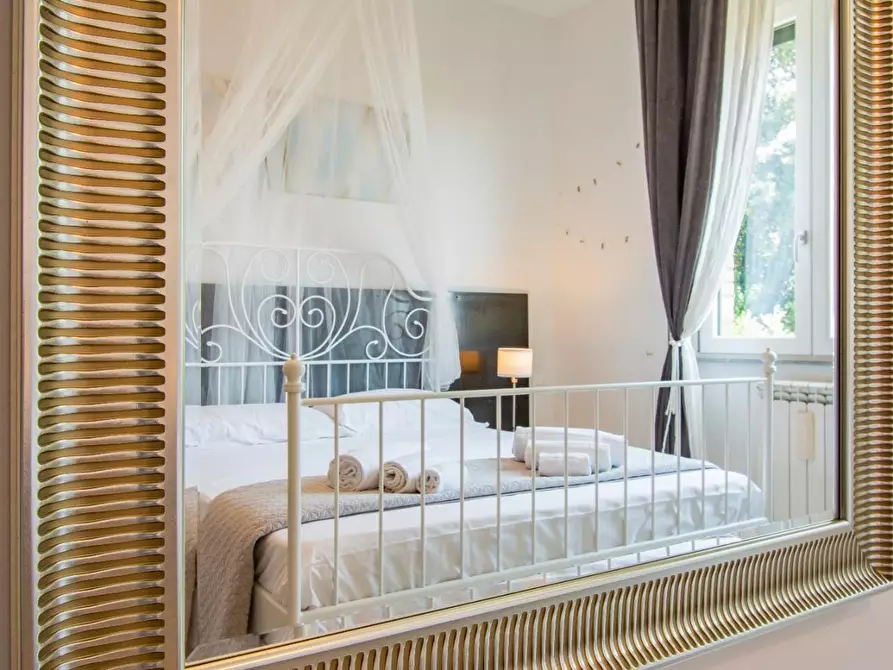 Immagine 29 di Appartamento in vendita  a Siena