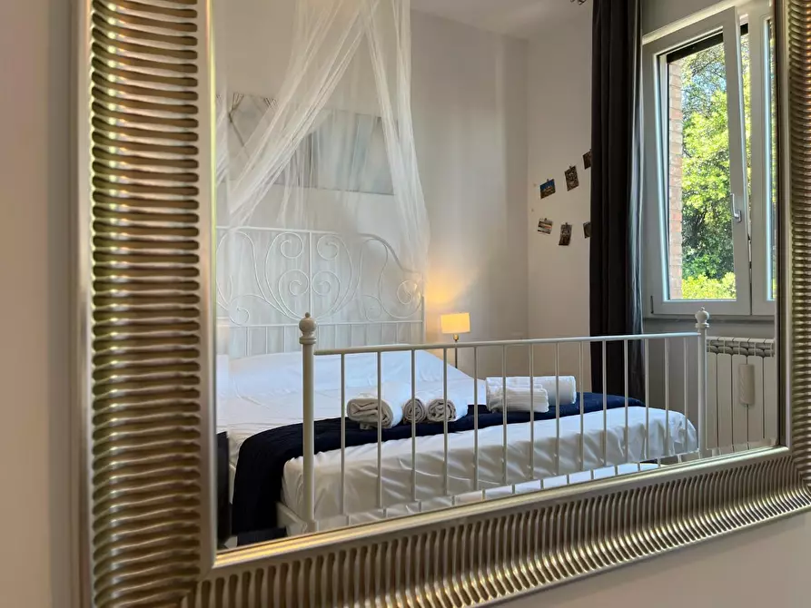 Immagine 27 di Appartamento in vendita  a Siena