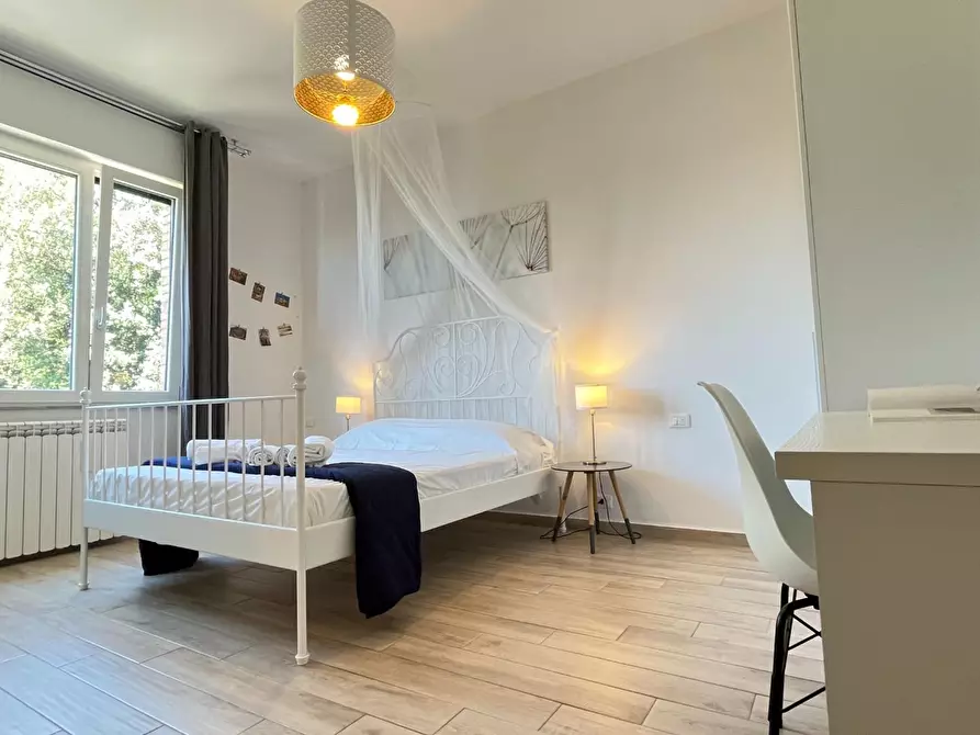 Immagine 20 di Appartamento in vendita  a Siena