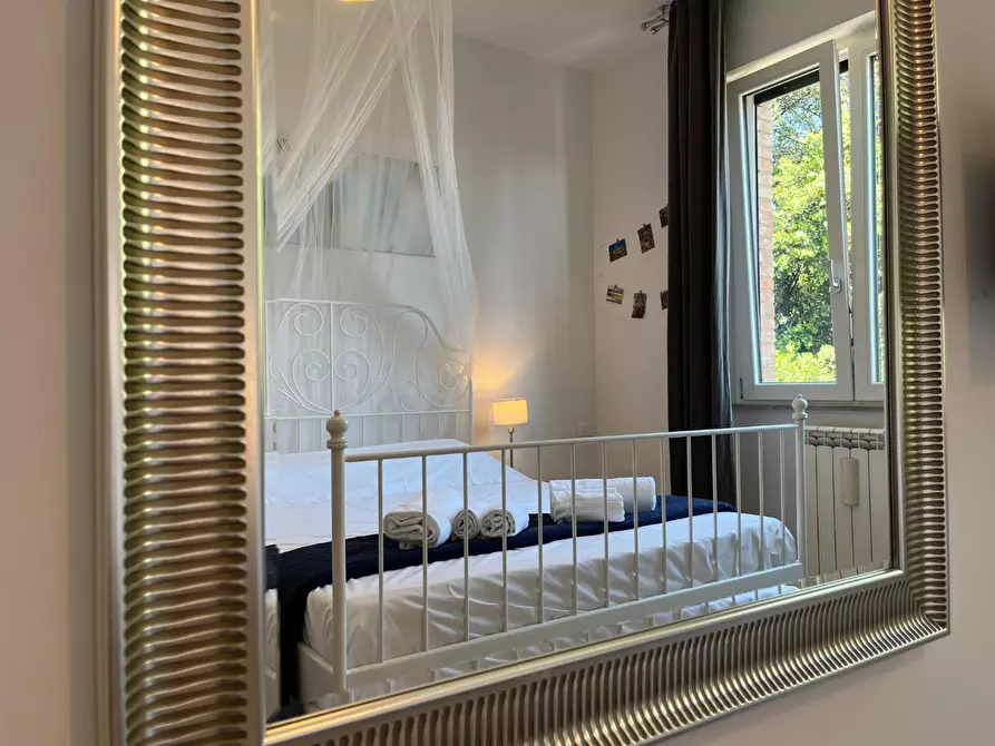 Immagine 26 di Appartamento in vendita  a Siena