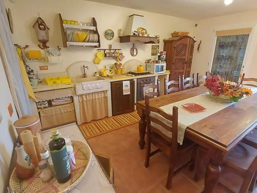 Immagine 35 di Casa semindipendente in vendita  a Castelnuovo Magra