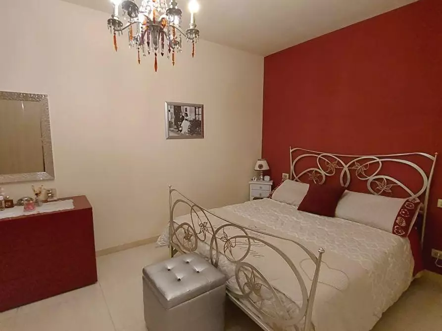 Immagine 13 di Casa semindipendente in vendita  a Castelnuovo Magra