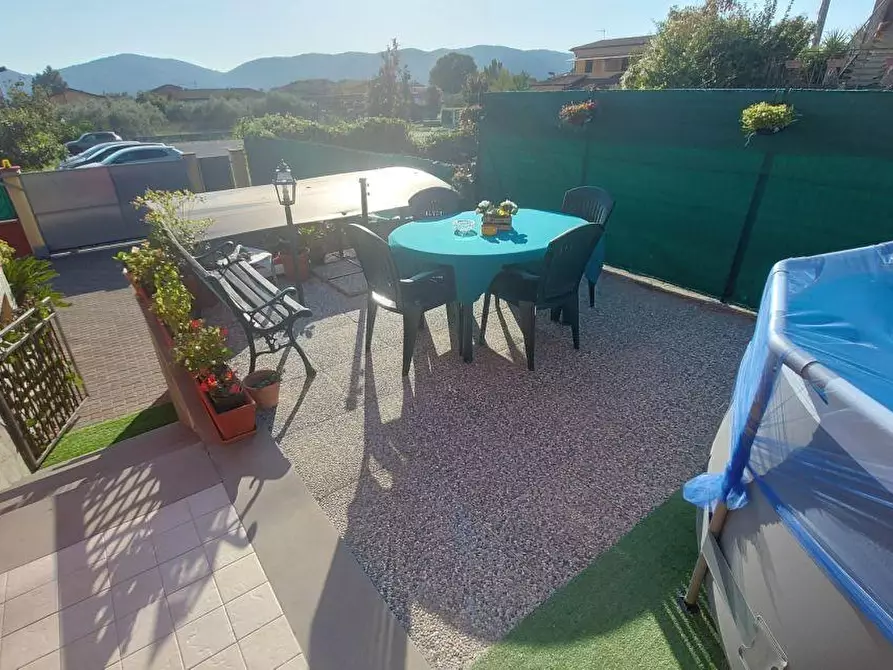 Immagine 6 di Casa semindipendente in vendita  a Castelnuovo Magra