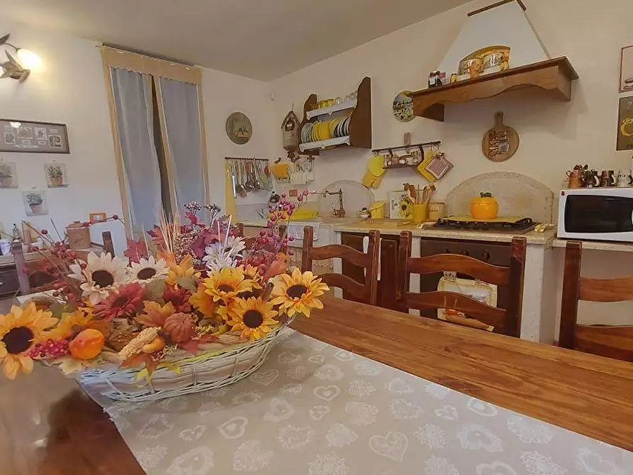 Immagine 36 di Casa semindipendente in vendita  a Castelnuovo Magra