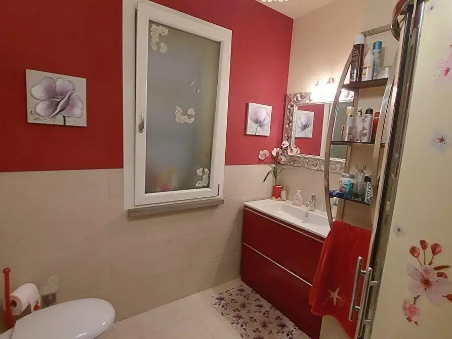 Immagine 20 di Casa semindipendente in vendita  a Castelnuovo Magra