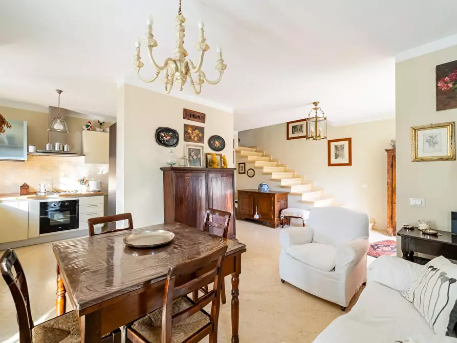 Immagine 3 di Casa indipendente in vendita  a Ponsacco