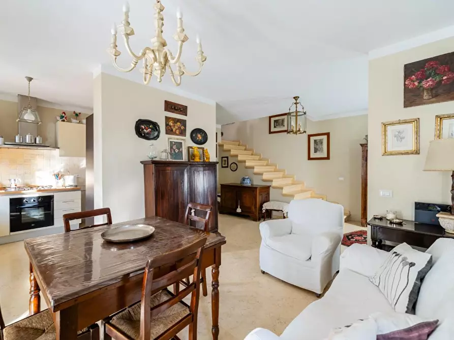 Immagine 8 di Casa indipendente in vendita  a Ponsacco