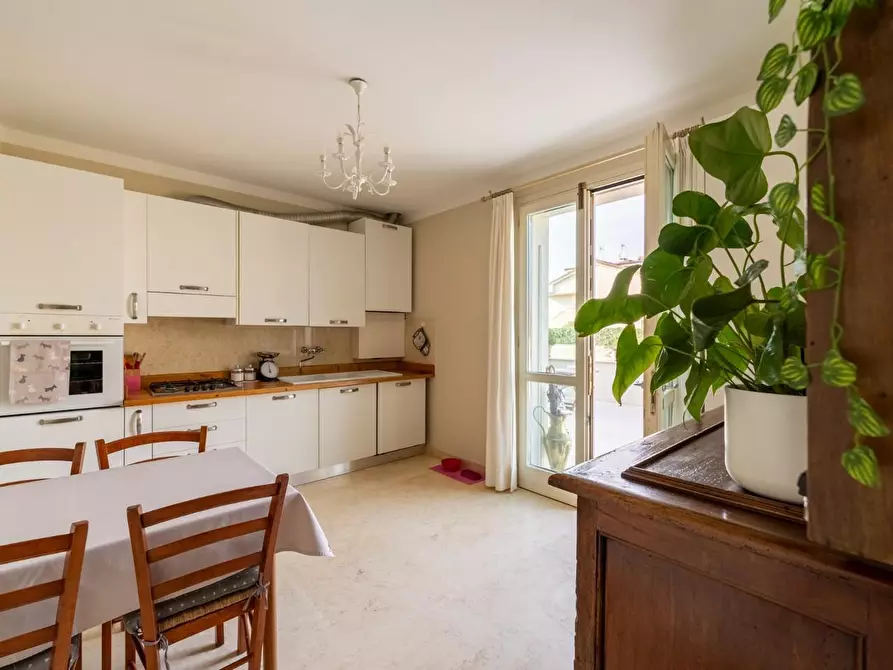 Immagine 26 di Casa indipendente in vendita  a Ponsacco