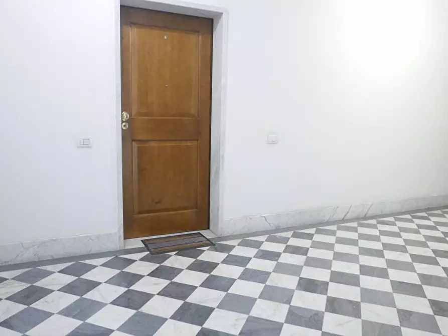 Immagine 17 di Appartamento in vendita  a Carrara