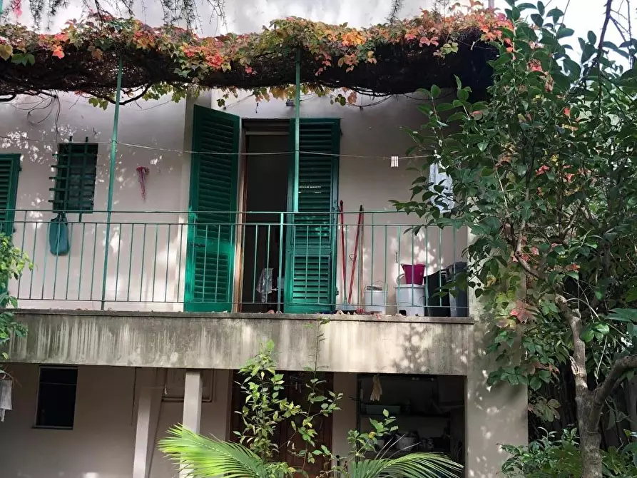 Immagine 27 di Casa indipendente in vendita  a Empoli
