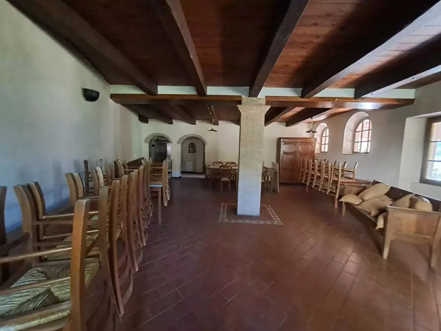 Immagine 14 di Bar / Ristorante in vendita  a Pietrasanta