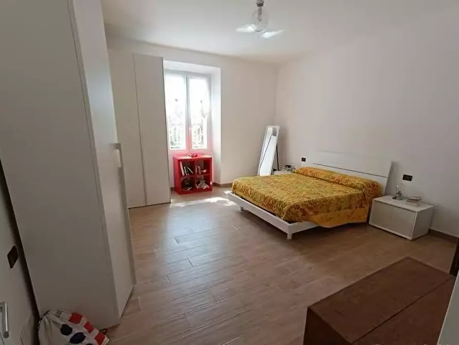 Immagine 6 di Appartamento in vendita  a Lerici