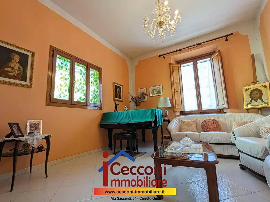 Immagine 5 di Casa indipendente in vendita  a Lamporecchio