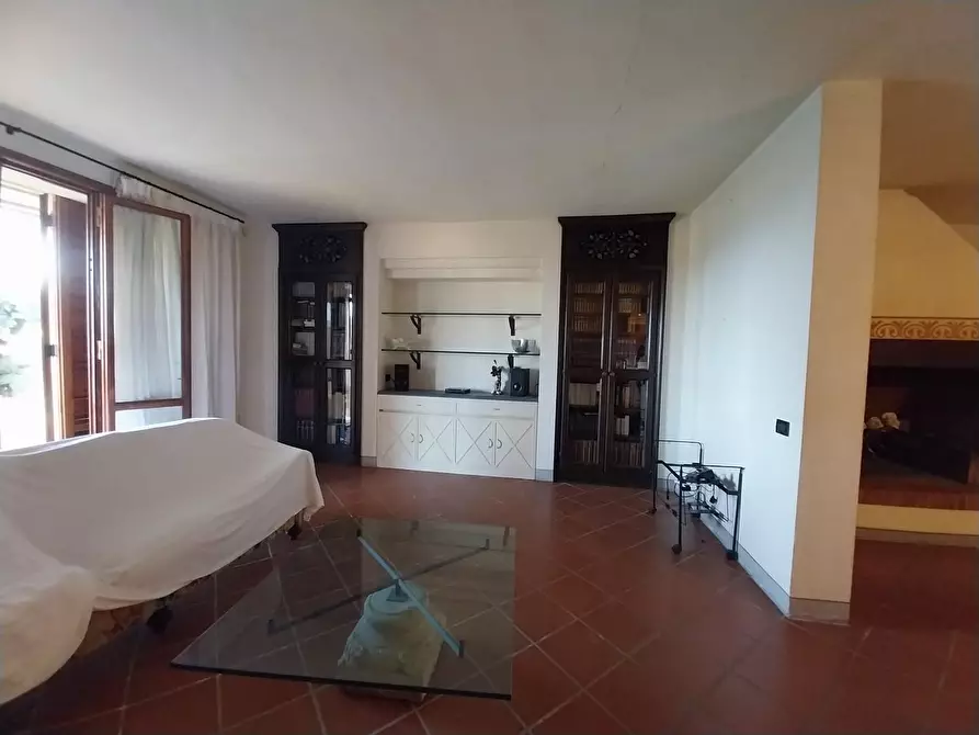 Immagine 1 di Villa in vendita  a Vicopisano