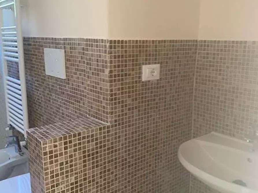 Immagine 7 di Appartamento in vendita  a Calci