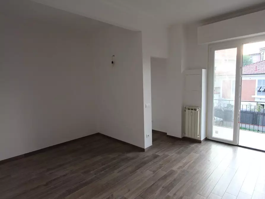 Immagine 17 di Appartamento in vendita  a La Spezia