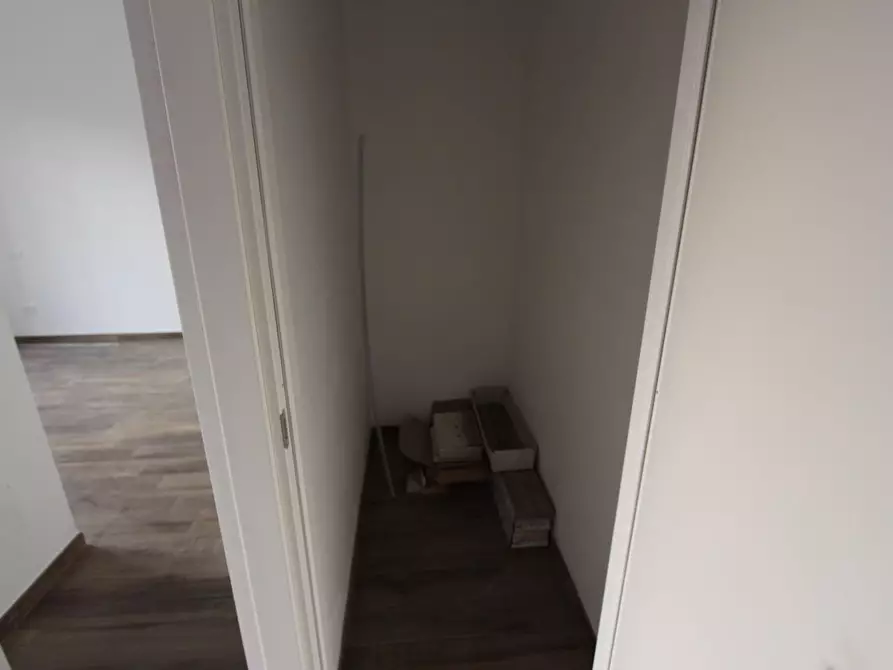 Immagine 13 di Appartamento in vendita  a La Spezia