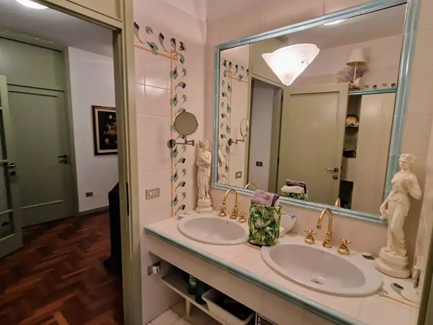 Immagine 23 di Appartamento in vendita  a Santa Croce Sull'arno