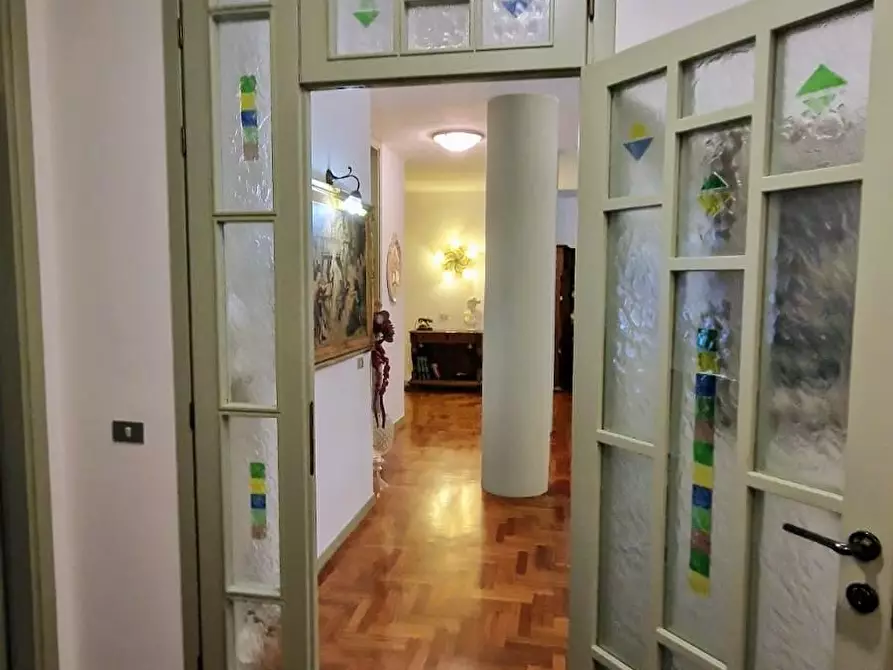 Immagine 16 di Appartamento in vendita  a Santa Croce Sull'arno