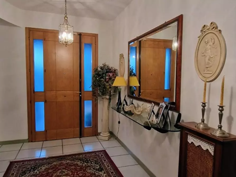 Immagine 17 di Appartamento in vendita  a Santa Croce Sull'arno