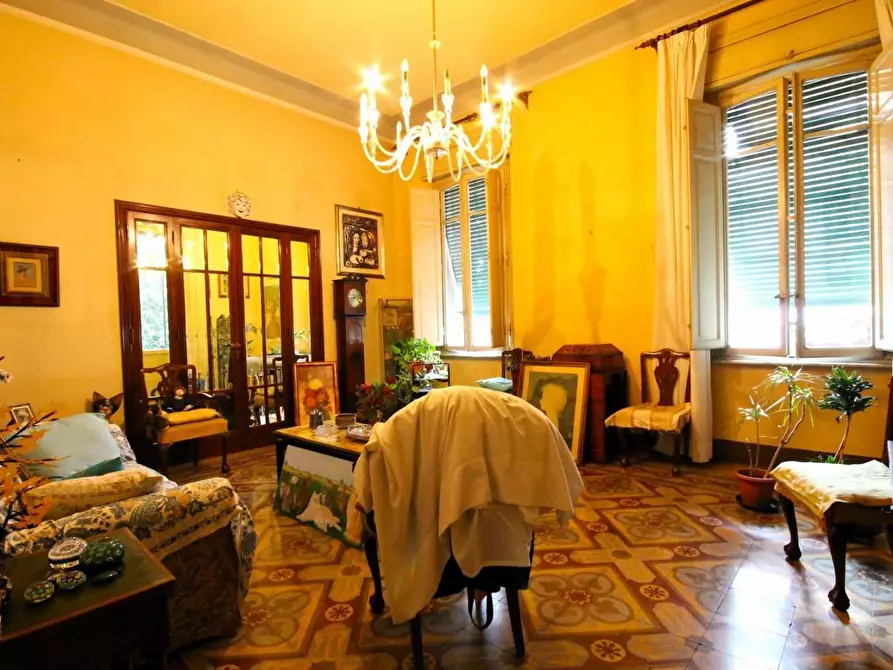Immagine 22 di Villa in vendita  a Lucca