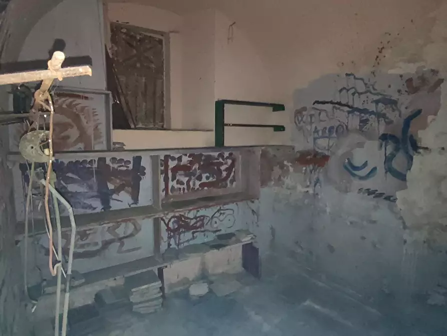 Immagine 8 di Appartamento in vendita  a Massa